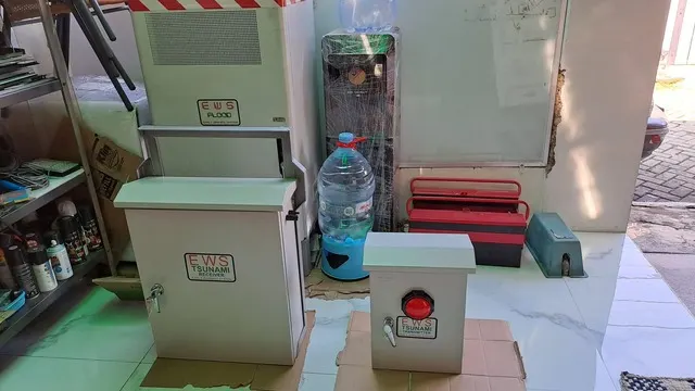 ews tsunami dan ews banjir