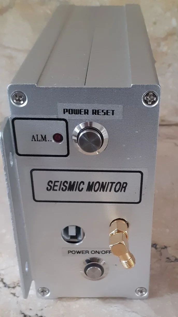 seismic monitor controller seismic monitor controller